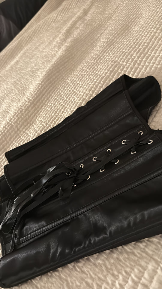 Black shine corset