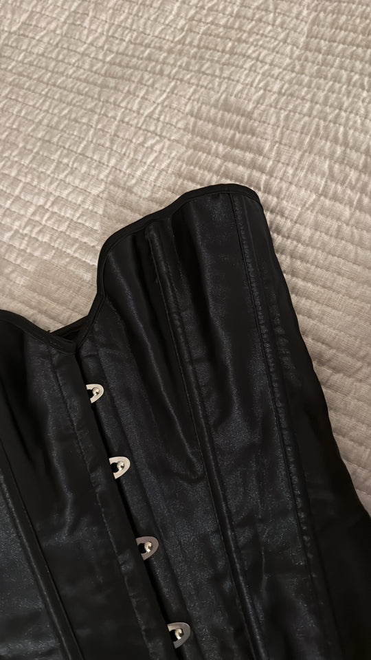 Black shine corset